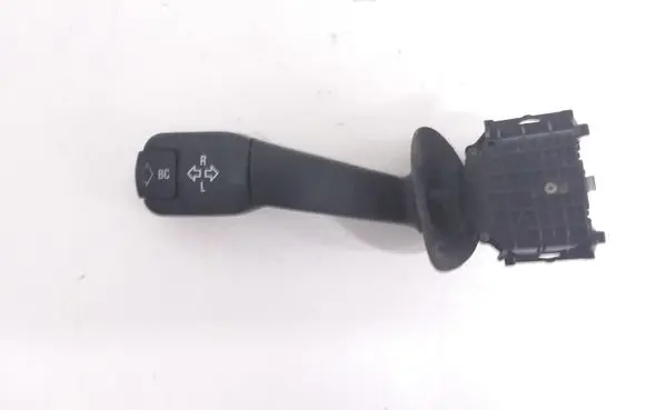 BMW 5 E39 Indicator stalk 8352172