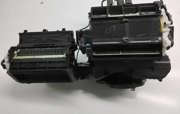 Volkswagen Tiguan Interior heater climate box assembly 5QB816005B