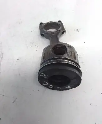 Opel Insignia A Piston with connecting rod