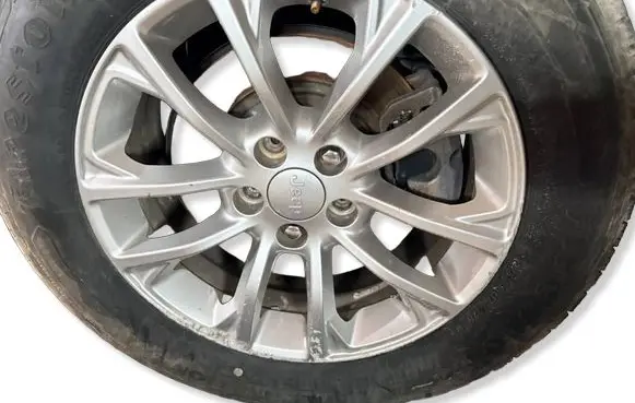 Jeep Cherokee R17 alloy rim 0053472015