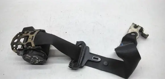 Mercedes-Benz C W202 Rear seatbelt 2028601285