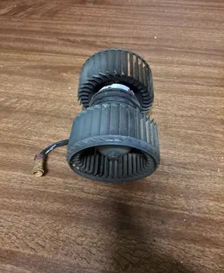 Audi A8 S8 D2 4D Heater fan/blower