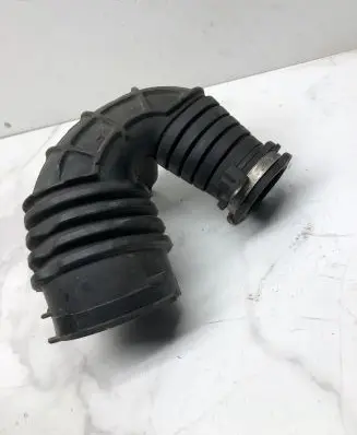 Audi A6 S6 C6 4F Air intake hose/pipe 4F0129615E