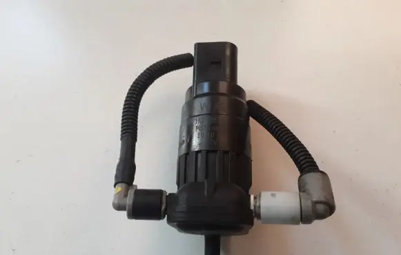 Skoda Fabia Mk3 (NJ) Windscreen/windshield washer pump 1K6955651