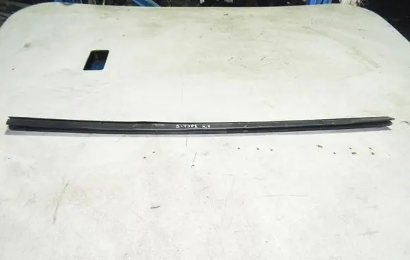Jaguar S-Type Front door window switch trim 