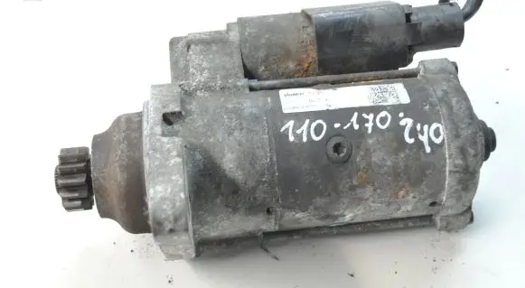 Volkswagen PASSAT B7 Starter motor