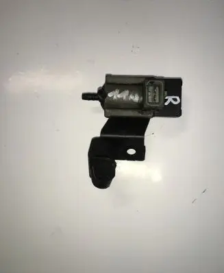 Hyundai Santa Fe Vacuum valve 351202A450