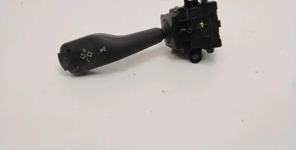 BMW 3 E46 Indicator stalk 8363668K 0110401025