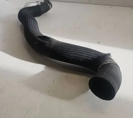 Renault Trafic II (X83) Engine coolant pipe/hose