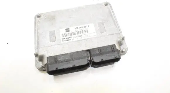 Skoda Fabia Mk1 (6Y) Engine control unit/module 03E906033P 5WP44304