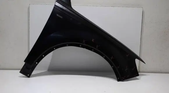 Audi Q7 4M Fender