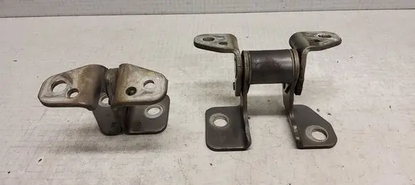 Jeep Grand Cherokee Front door hinge set 861AB0522A