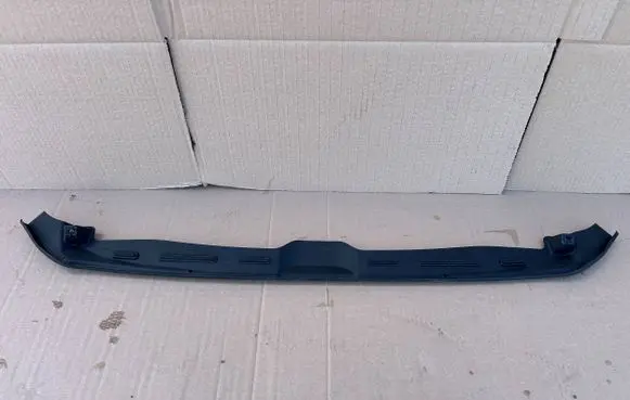 Audi A5 Engine compartment rubber 8W6823124