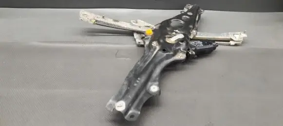 Lexus GX J120 Front window lifting mechanism without motor 