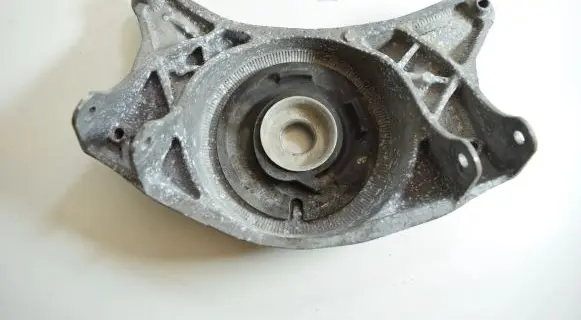 Audi A4 S4 B8 8K Front upper strut mount 8R0412384