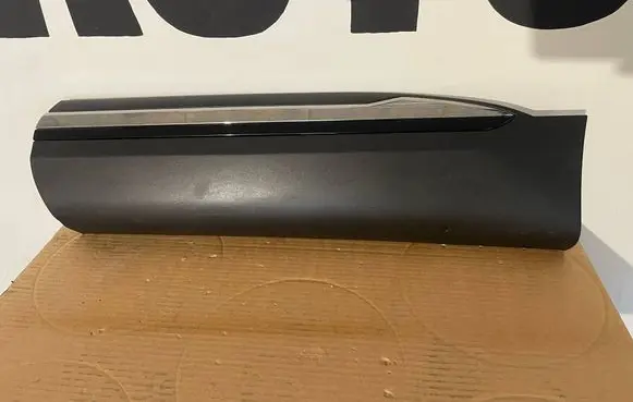 Renault Arkana Rear door trim (molding) 828775575r