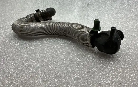 Audi A4 S4 B6 8E 8H Vacuum line/pipe/hose 16570