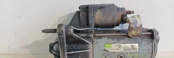 Renault Laguna II Starter motor D7R49 820075362 VALEO