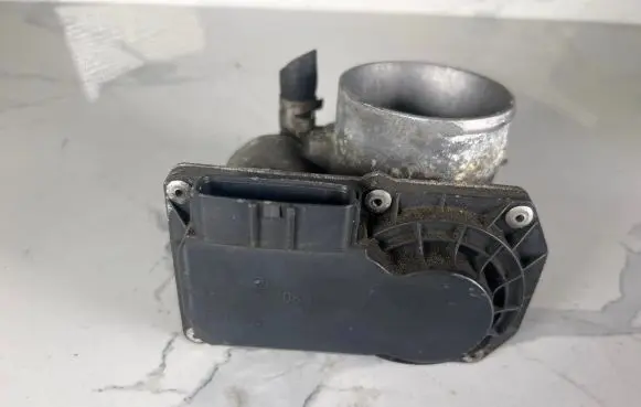 Toyota Prius (XW30) Throttle valve