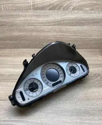 Ford Mondeo Mk III Speedometer (instrument cluster) A2115406248 110080351 MERCEDESBENZW211