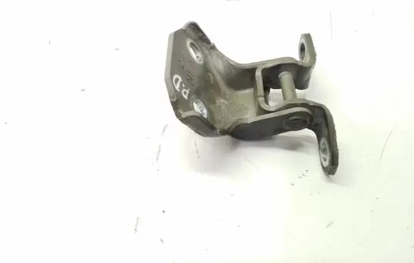 Subaru Outback (BT) Front door lower hinge 
