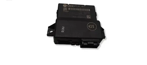 Audi A4 S4 B8 8K Gateway control module 8T0907468K