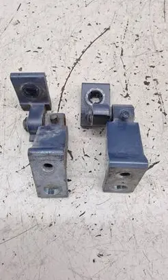 Rear door hinge set