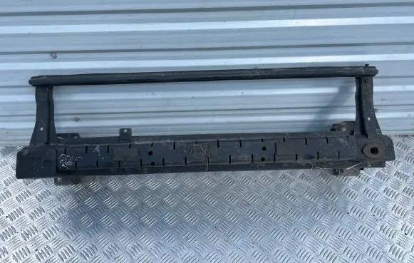 Volkswagen Polo V 6R Front bumper cross member