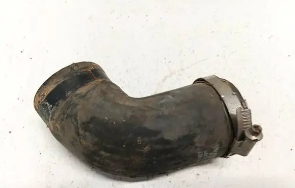 Audi Q3 8U Intercooler hose/pipe 5n0145833c