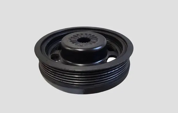 Volkswagen Golf VII Crankshaft pulley 04E105243E
