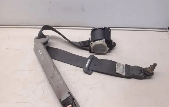 Honda CR-V Rear seatbelt NSB053GL26 90L901270 19988429