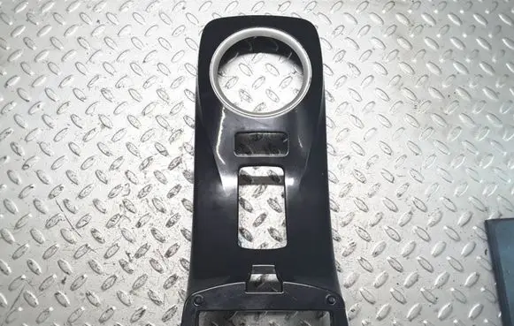 Nissan Leaf I (ZE0) Gear shifter surround trim plastic 969413NA0B 969153NA0A