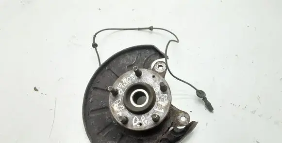 Land Rover Freelander Front wheel hub spindle knuckle