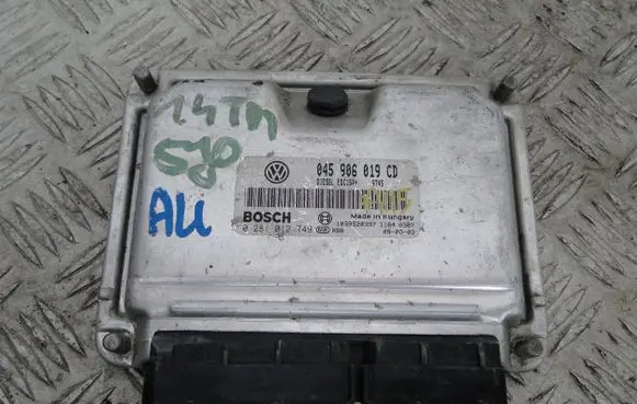 Skoda Fabia Mk2 (5J) Other control units/modules 045906019CD