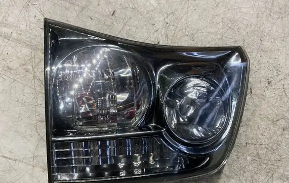 Lexus RX 330 - 350 - 400H Rear/tail lights