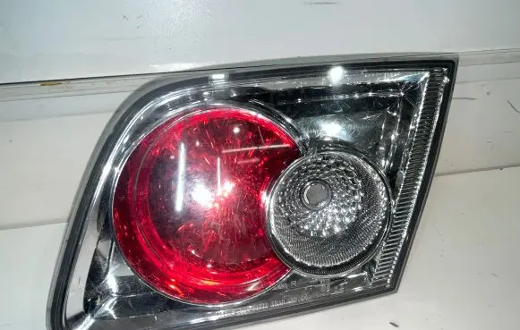 Mazda 6 Tailgate rear/tail lights 22661971