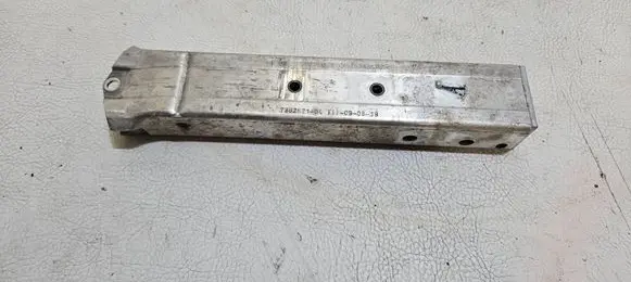 BMW X2 F39 Front bumper shock/impact absorber 7302521