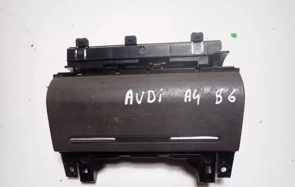 Audi A4 S4 B6 8E 8H Car ashtray 8E0857951F