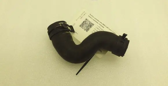 Volkswagen PASSAT B7 Engine coolant pipe/hose 03L121157Q