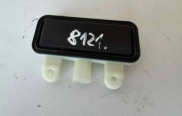 Tesla Model S Tailgate opening switch 2218702410