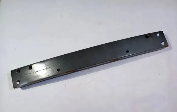 Chevrolet Camaro Front bumper support beam 92194266