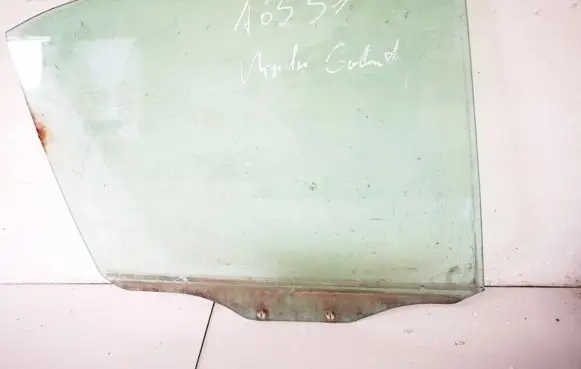 Mitsubishi Galant Rear door window glass
