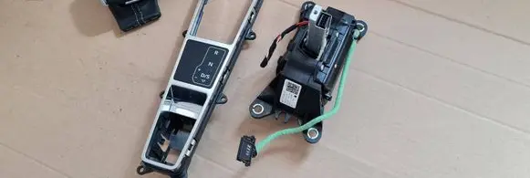 Audi A6 S6 C8 4K Gear selector/shifter in gearbox 4K2713041K