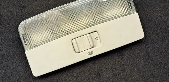 Skoda Octavia Mk2 (1Z) Rear seat light 1Z0947105