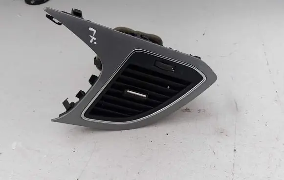 Audi A6 S6 C6 4F Dashboard side air vent grill/cover trim 5F1820921