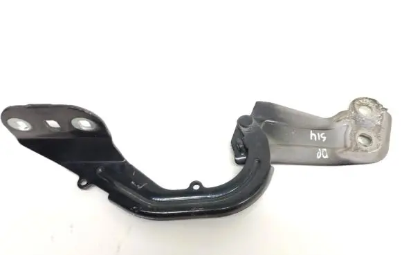 Ford Focus Engine bonnet/hood hinges BM51A16800AD