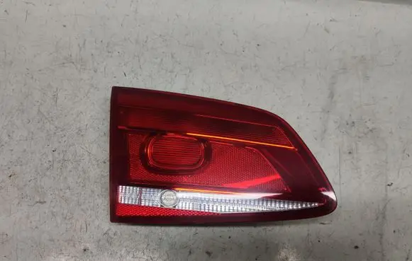 Volkswagen PASSAT B7 Tailgate rear/tail lights 3AF945093L