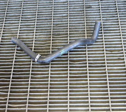 Mercedes-Benz SL R129 Engine coolant pipe/hose 1298321394 A1298321394