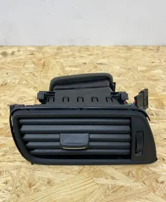 Audi A7 S7 4G Dashboard side air vent grill/cover trim 4G8820901 14181571