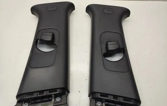 KIA Sportage (B) pillar trim (top) 858403U010 858303U010